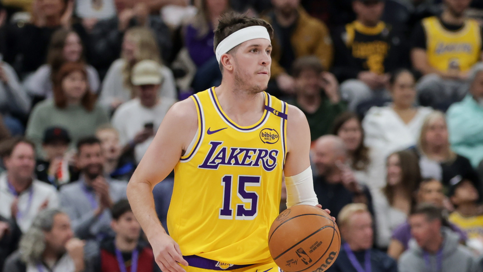 Watch: Lakers' Austin Reaves gets first career ejection for outburst at ...