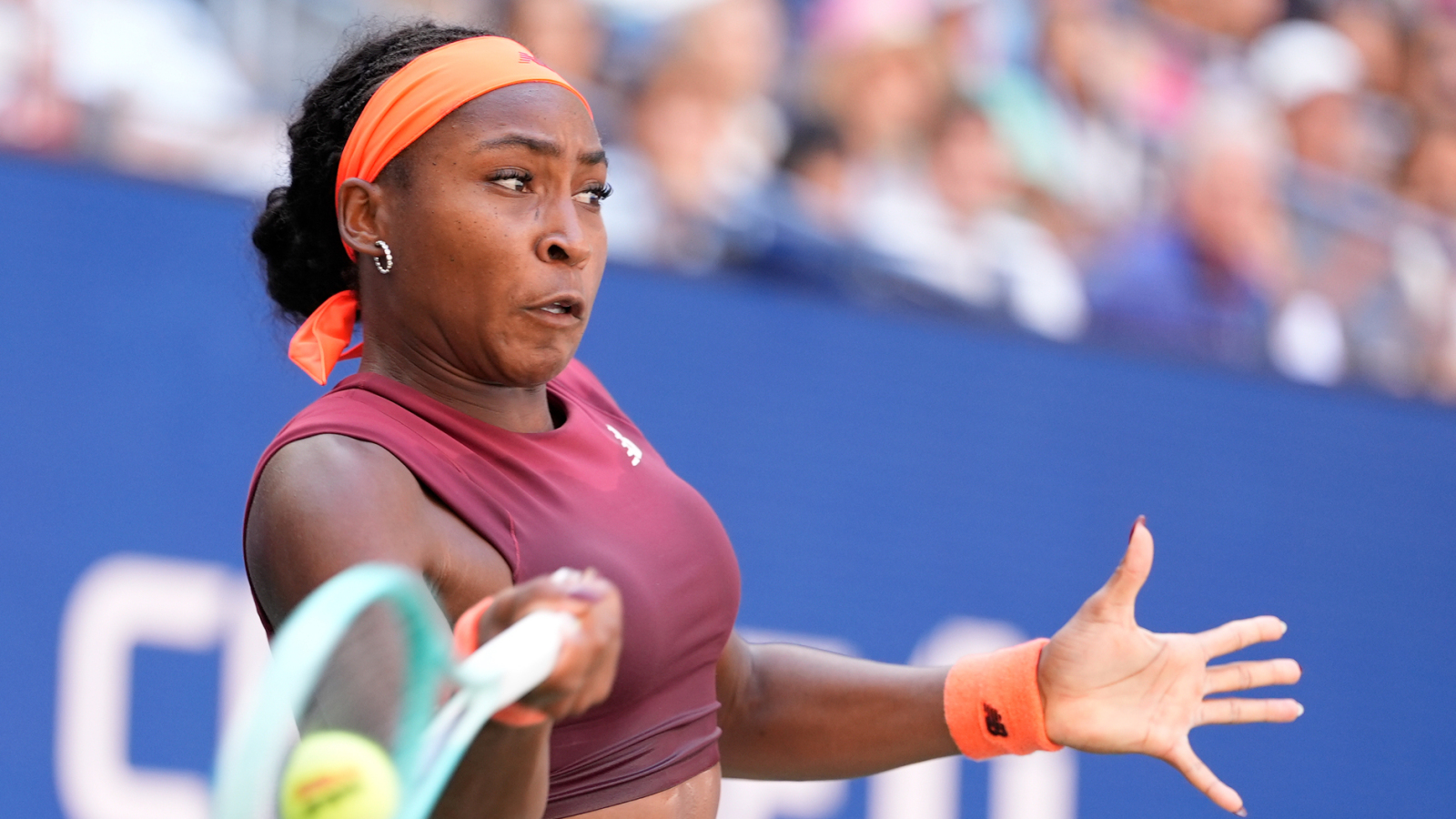 https://www.yardbarker.com/media/7/4/74c2d8f1f86e40795f0a7905e15027ba0959aeec/thumb_16x9/coco-gauff-cruises-round-16-open.jpg?v=2