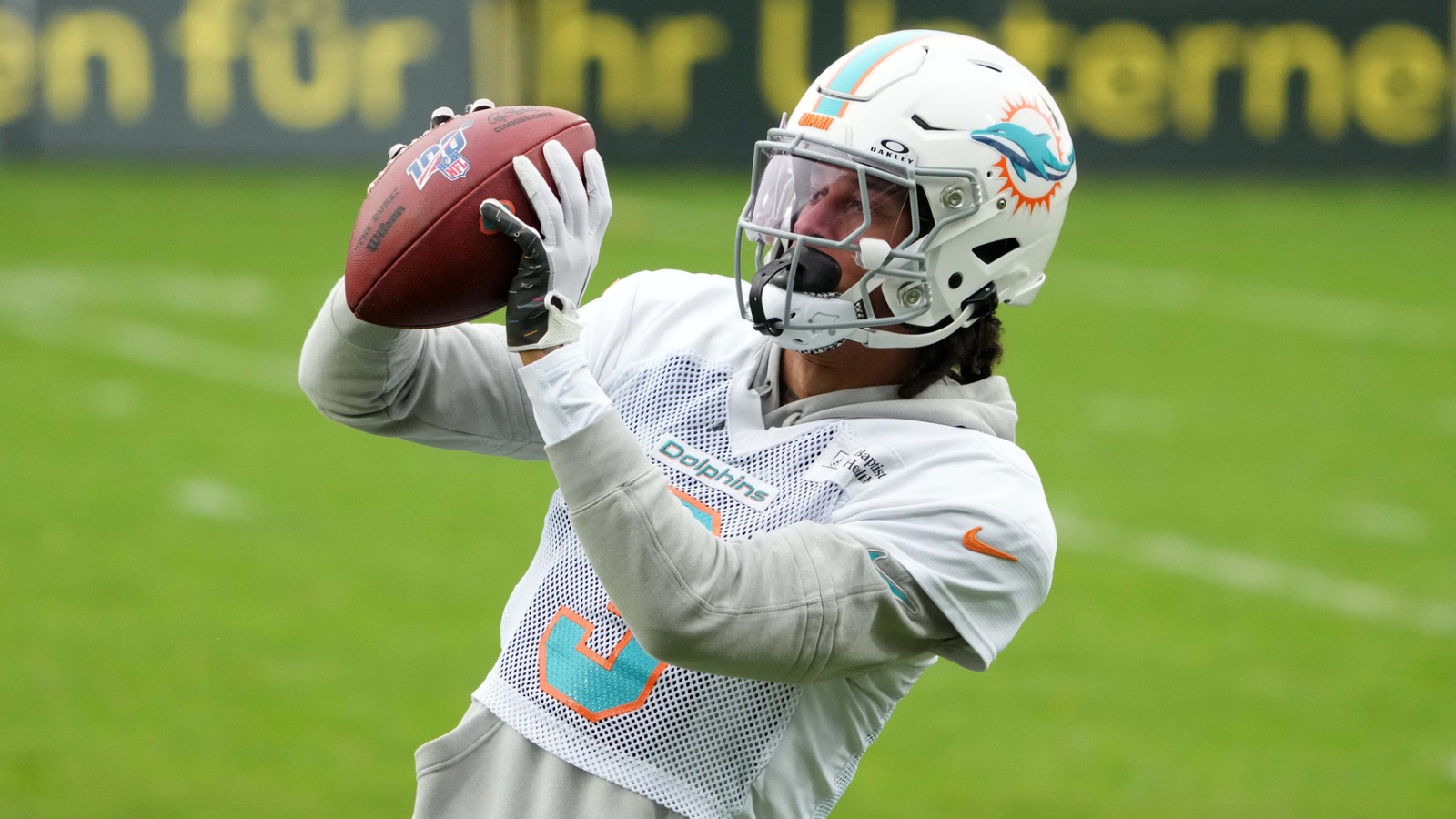 49ers sign veteran WR following workout