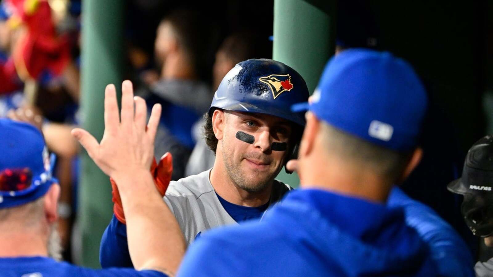 Blue Jays and Cardinals Begin Crucial Series Ahead of Trade Deadline