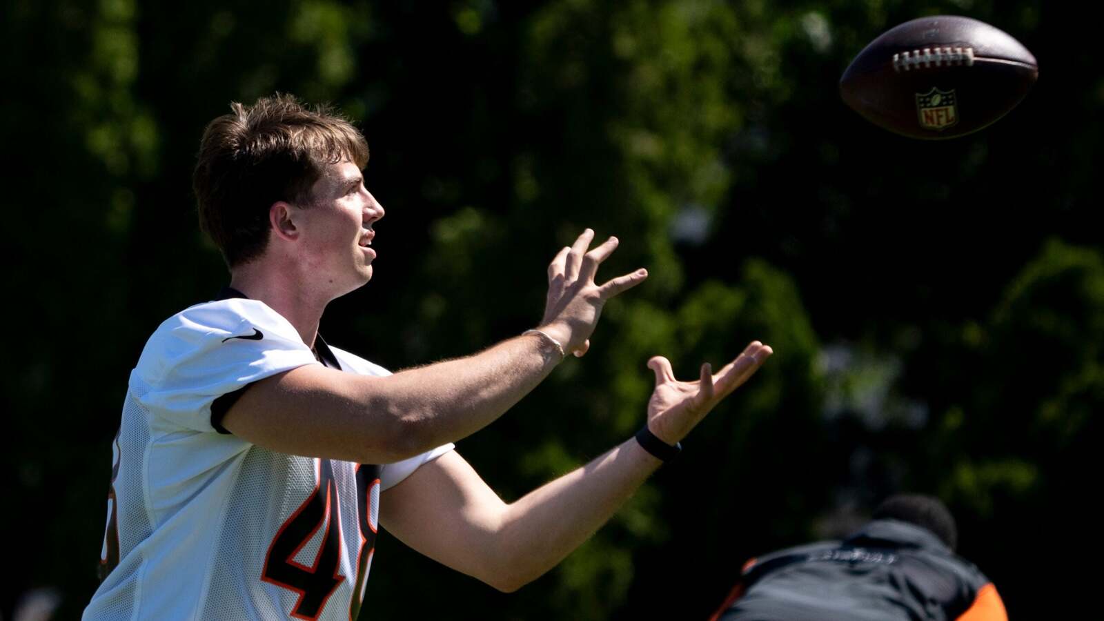 Familiar face returns to the Bengals and there’s a path for him to see the field for the very first time