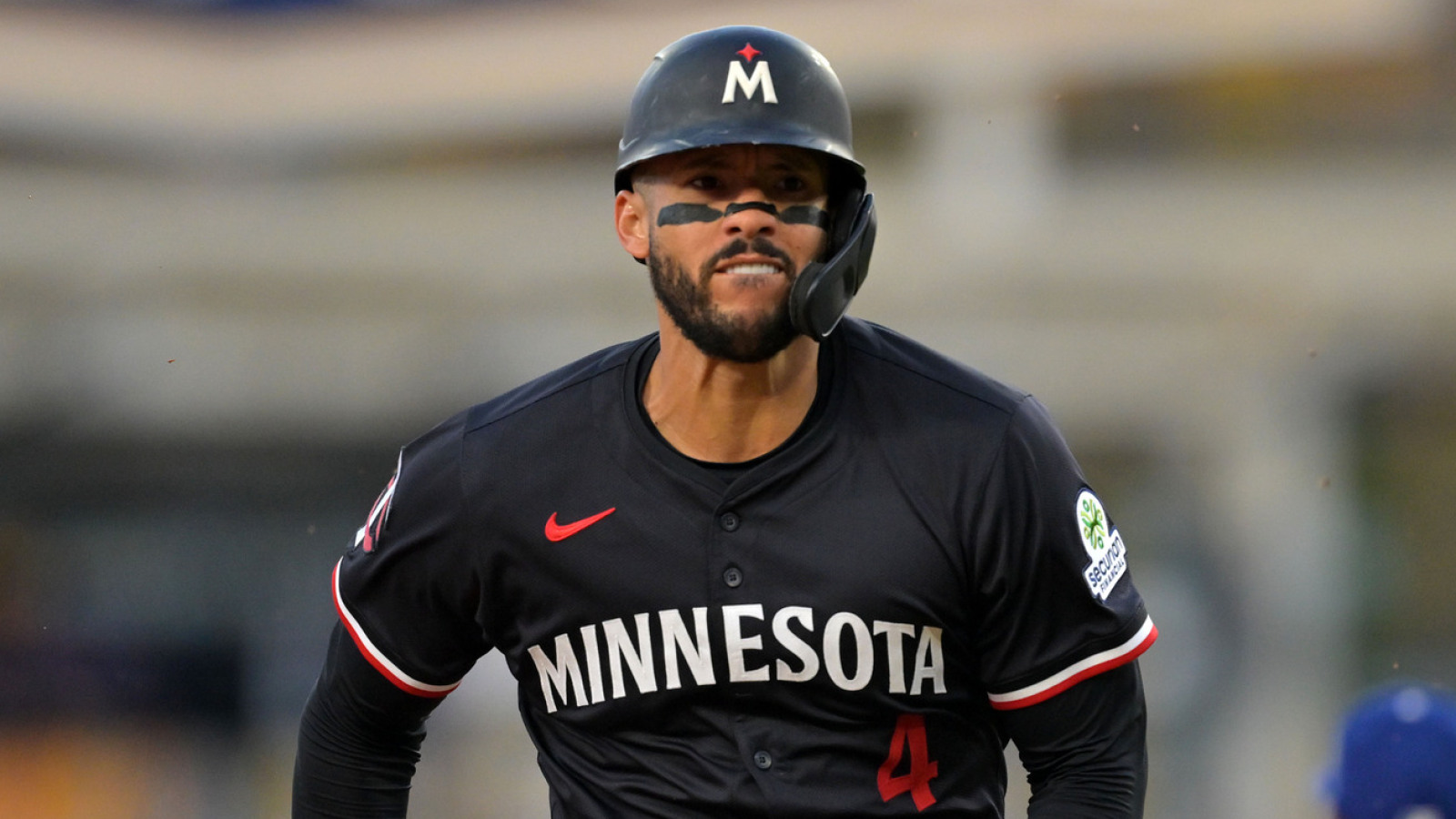 https://www.yardbarker.com/media/7/5/75656e50223645e9c2953862a0c50ec88d4650f4/thumb_16x9/astros-turning-former-franchise-cornerstone-fill.jpg?v=1