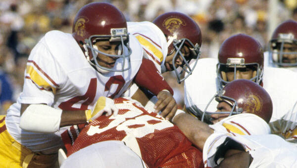 USC Trojans Defensive Back Ronnie Lott