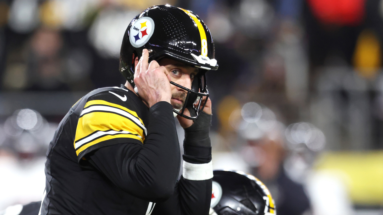 https://www.yardbarker.com/media/7/6/76059682181891863734feb0475b322cd34d45f9/thumb_16x9/steelers-seem-poised-surprising-preseason-move.jpg?v=1