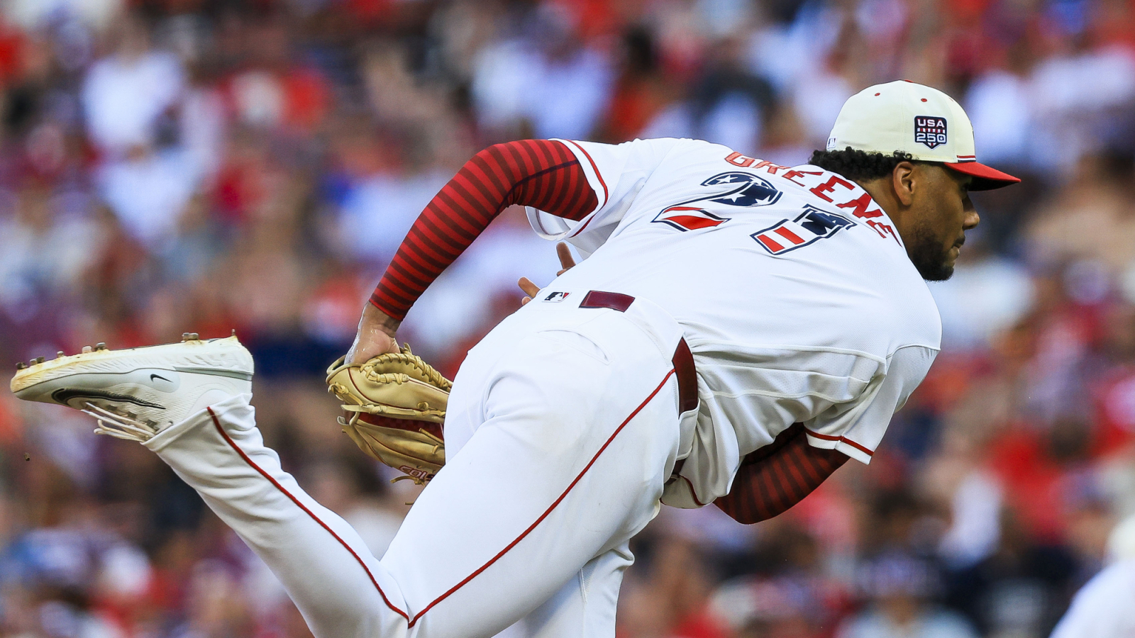 https://www.yardbarker.com/media/7/6/765bc113ee56a374c3ca8c06c92de441b5142175/thumb_16x9/reds-ace-hunter-greene-struggles-2026-debut.jpg?v=1