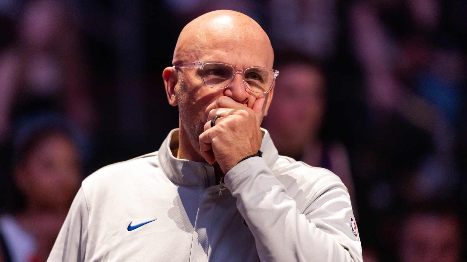 https://www.yardbarker.com/media/7/6/769adbc4c1a709fd90f1650a5759eadca370b546/thumb_16x9/apr-8-2026-phoenix-arizona-usa-dallas-mavericks.jpg