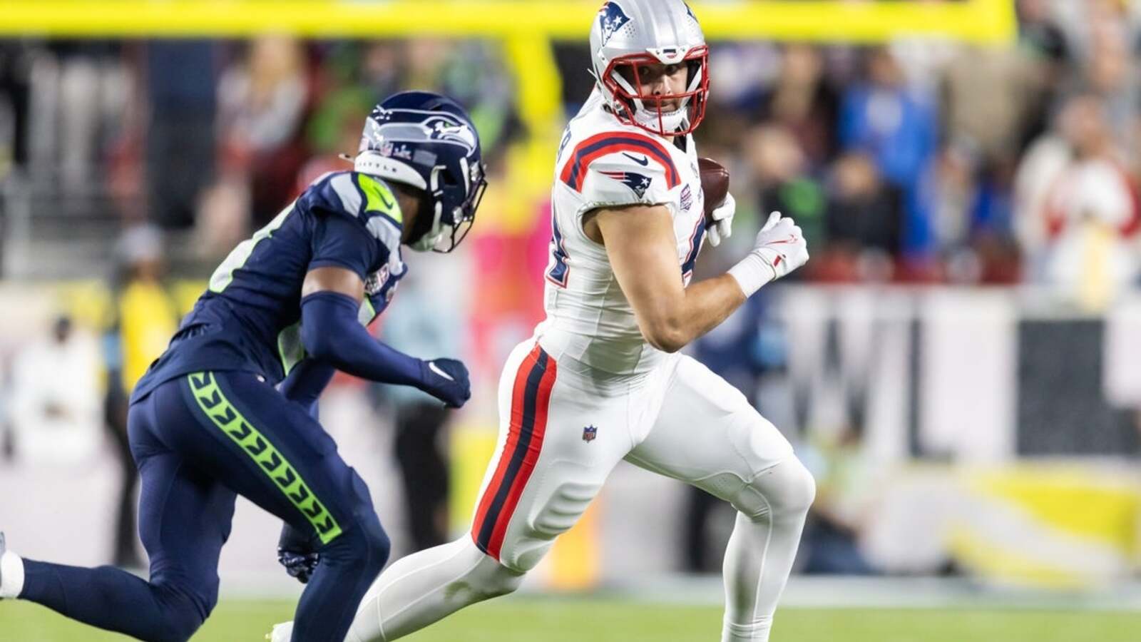 Patriots captains offer little insight on Mike Vrabel's speech to team