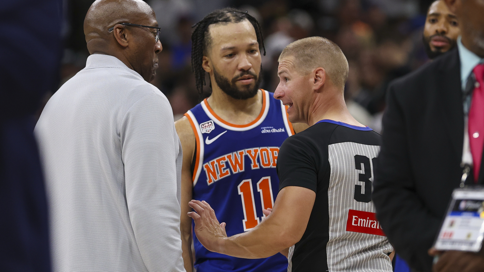 https://www.yardbarker.com/media/7/6/76e3c2ec20739d21104b053989e885f611c2492f/thumb_16x9/world-last-time-knicks-won-nba-finals.jpg?v=1