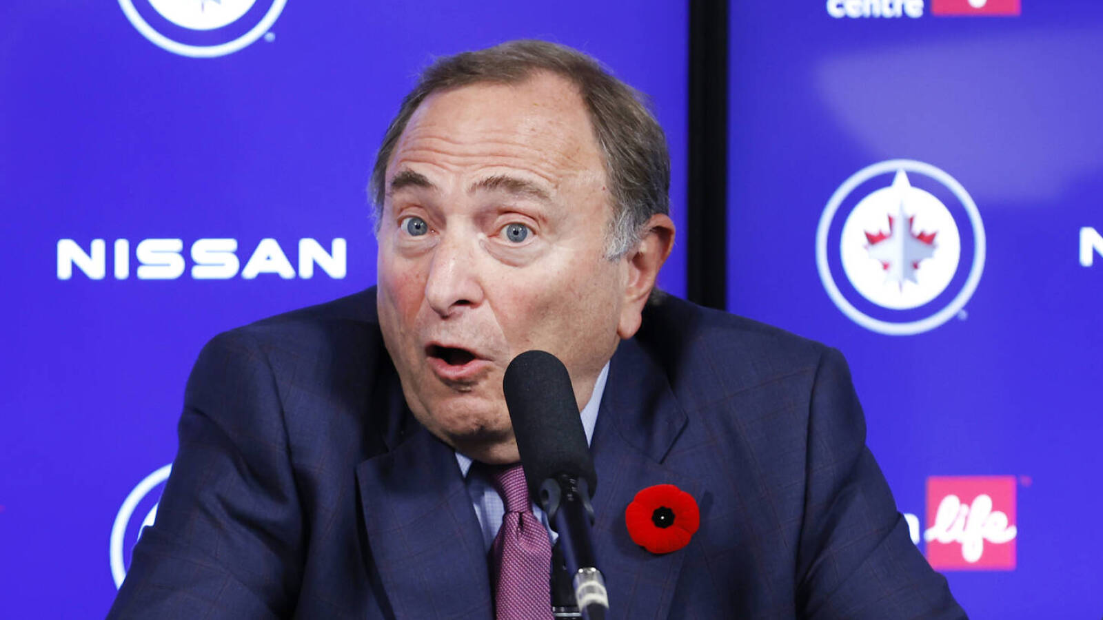 nhl-discussing-extending-regular-season-schedule-yardbarker