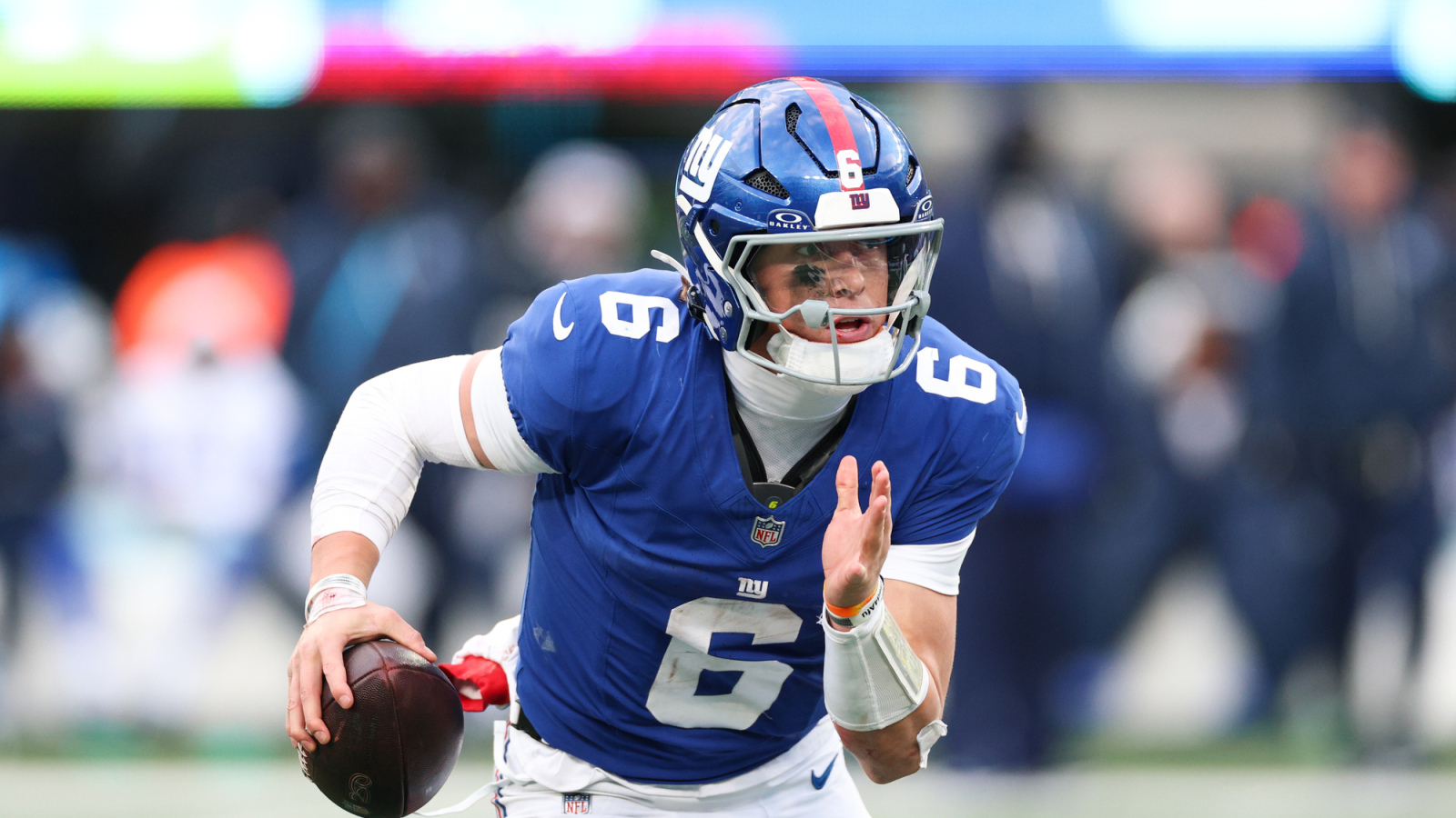 Insider has interesting placement for Jaxson Dart in ranking of Eagles 2026 opponents