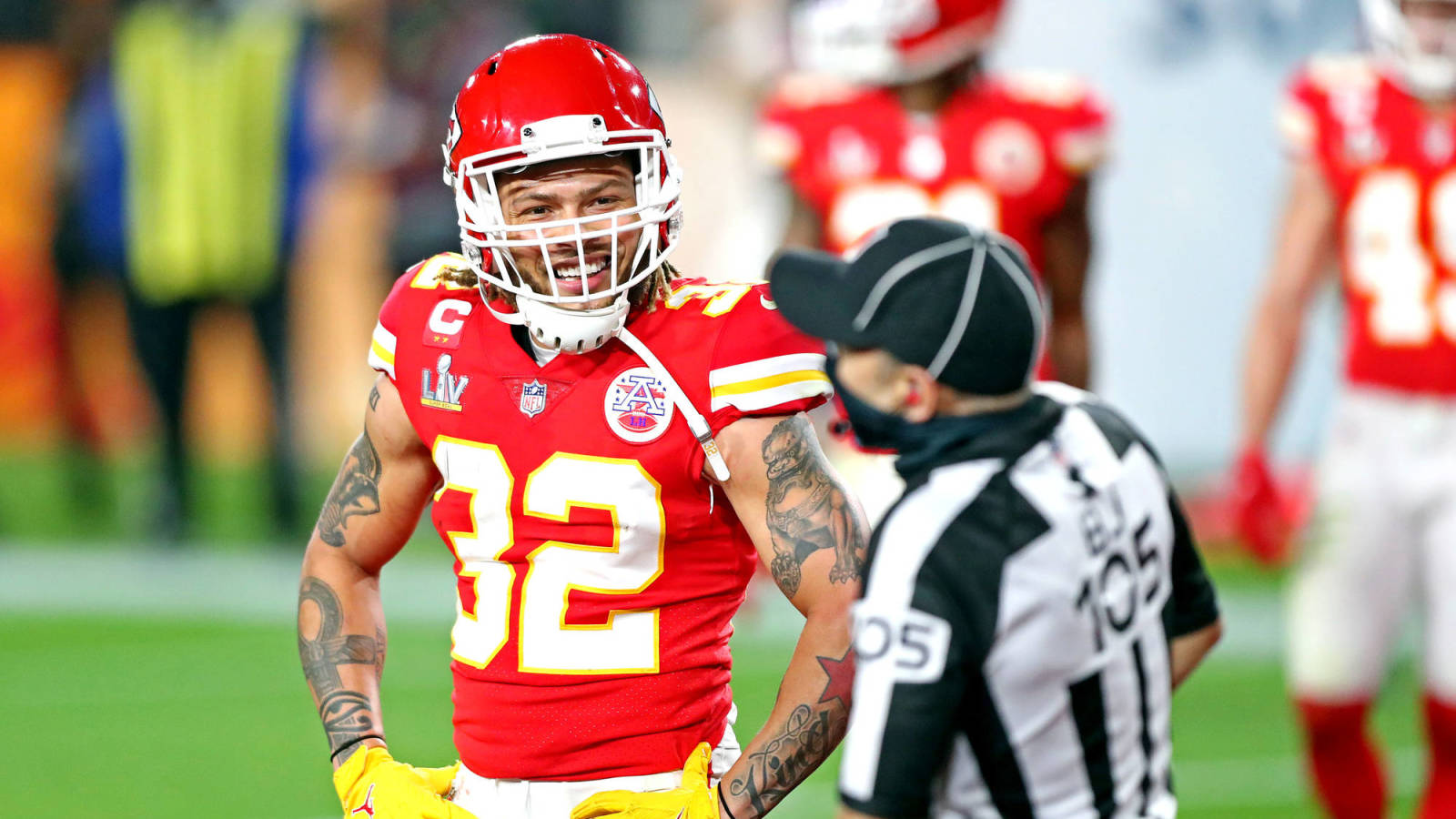 Controversial penalties in first half of Super Bowl crush Chiefs