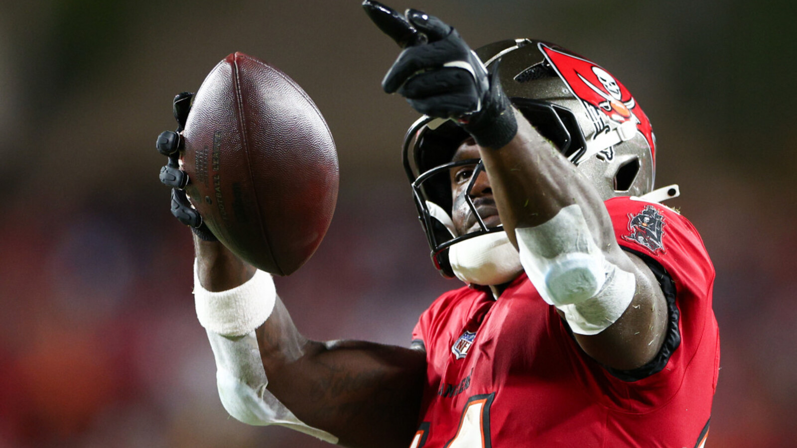 Bucs GM Can't Offer Chris Godwin Good News Update Just Yet | Yardbarker