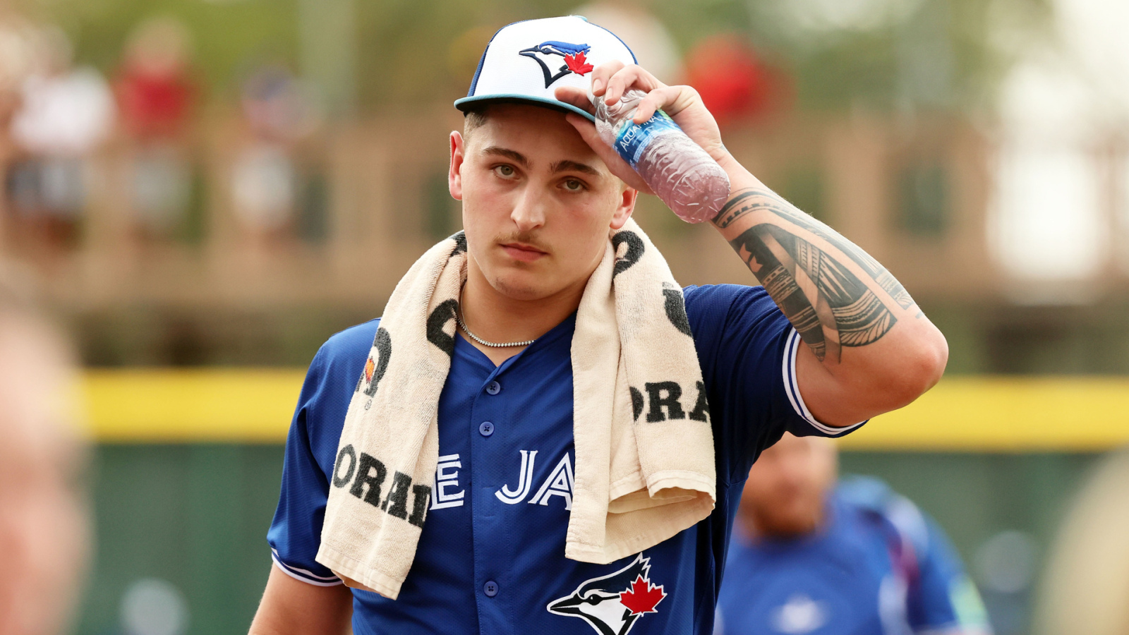 https://www.yardbarker.com/media/7/7/7771ead35d828b8bce894caf7a14a99c8e548ade/thumb_16x9/blue-jays-prospect-ricky-tiedemann-comeback.jpg?v=1