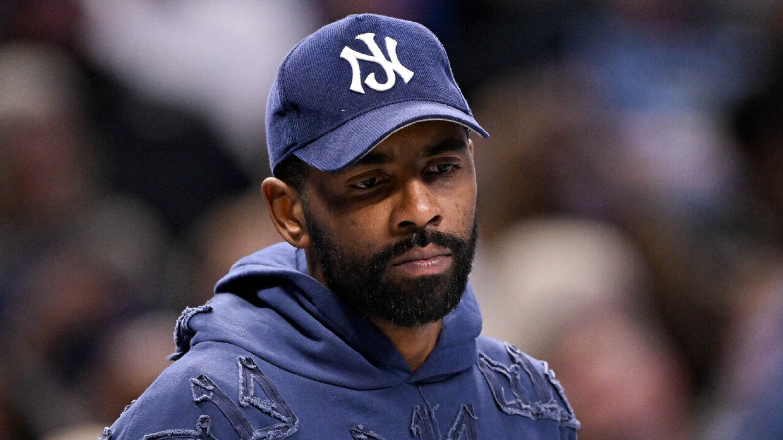 Mavericks Look to Kyrie Irving's Performance for Trade Value