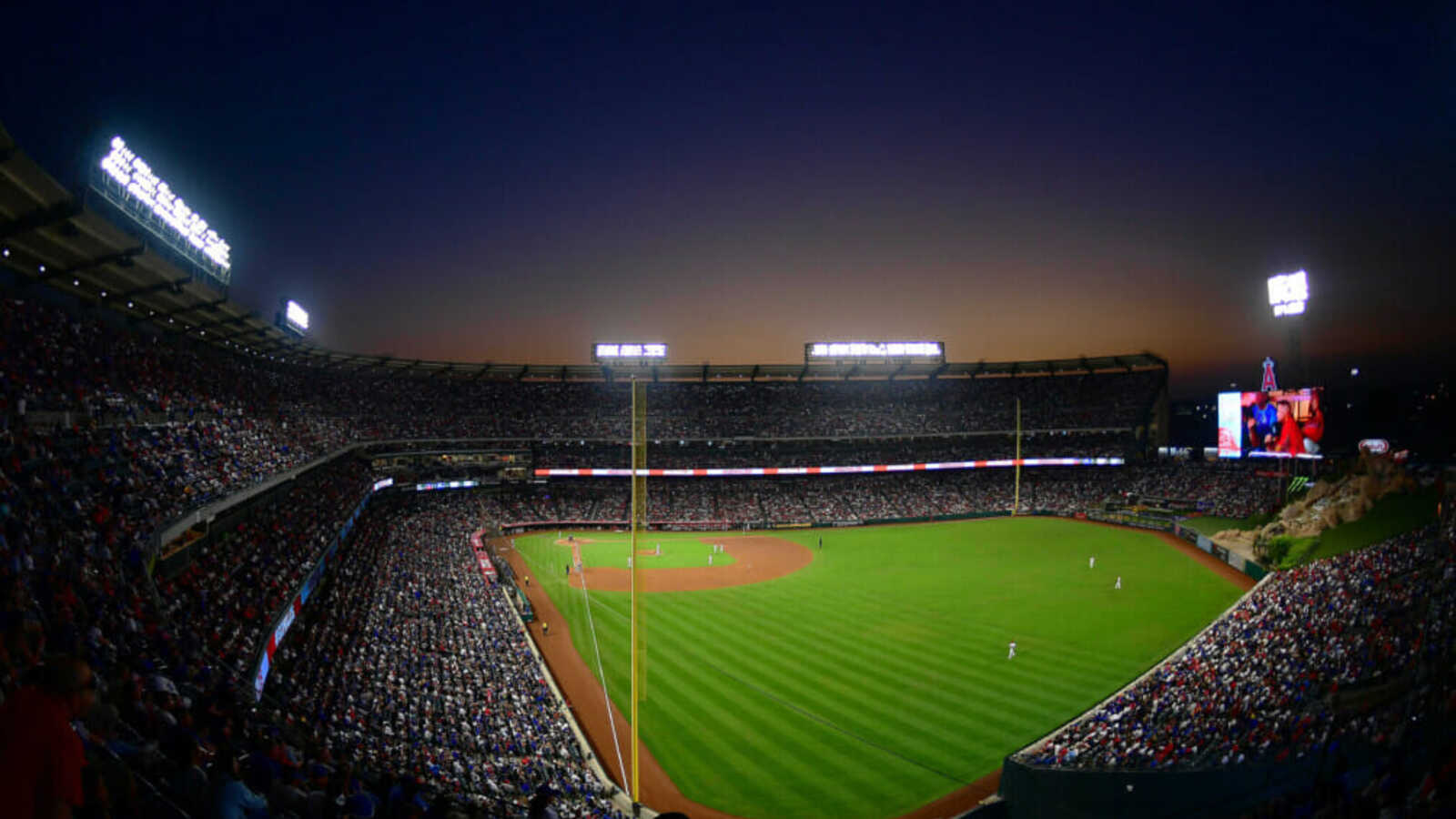 Dodgers & Angels Dealing With Injuries, But Trending In Different Directions For Freeway Series First Since 2014