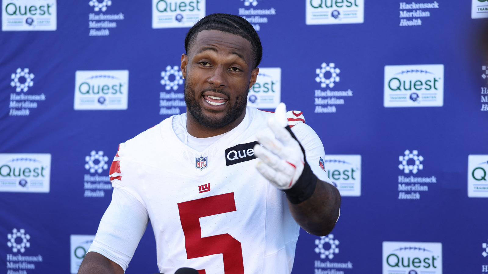 Pressure Mounts on Giants' Edge Rusher Kayvon Thibodeaux