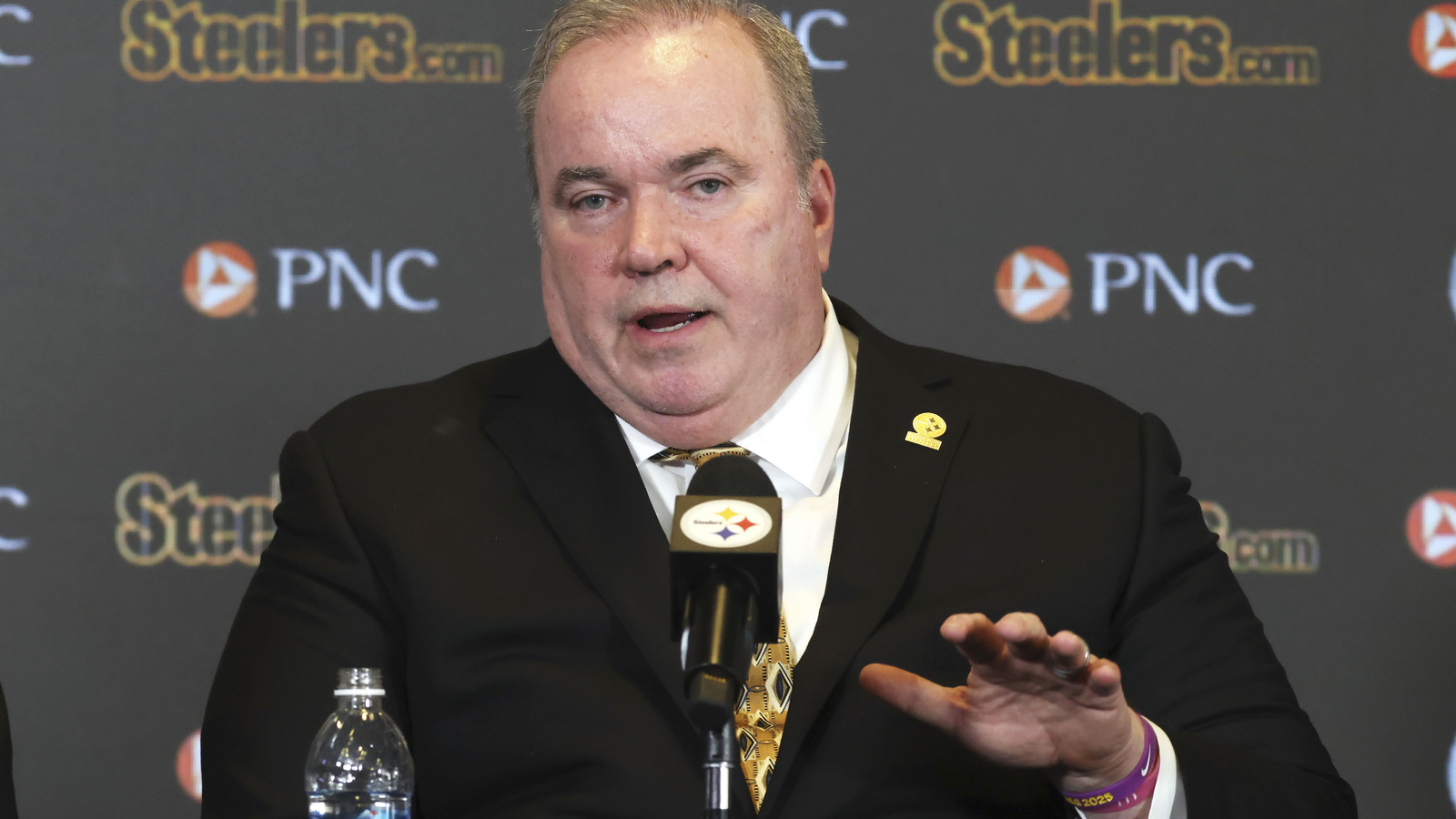 McCarthy faces new competition in hiring staff after odd move in AFC North