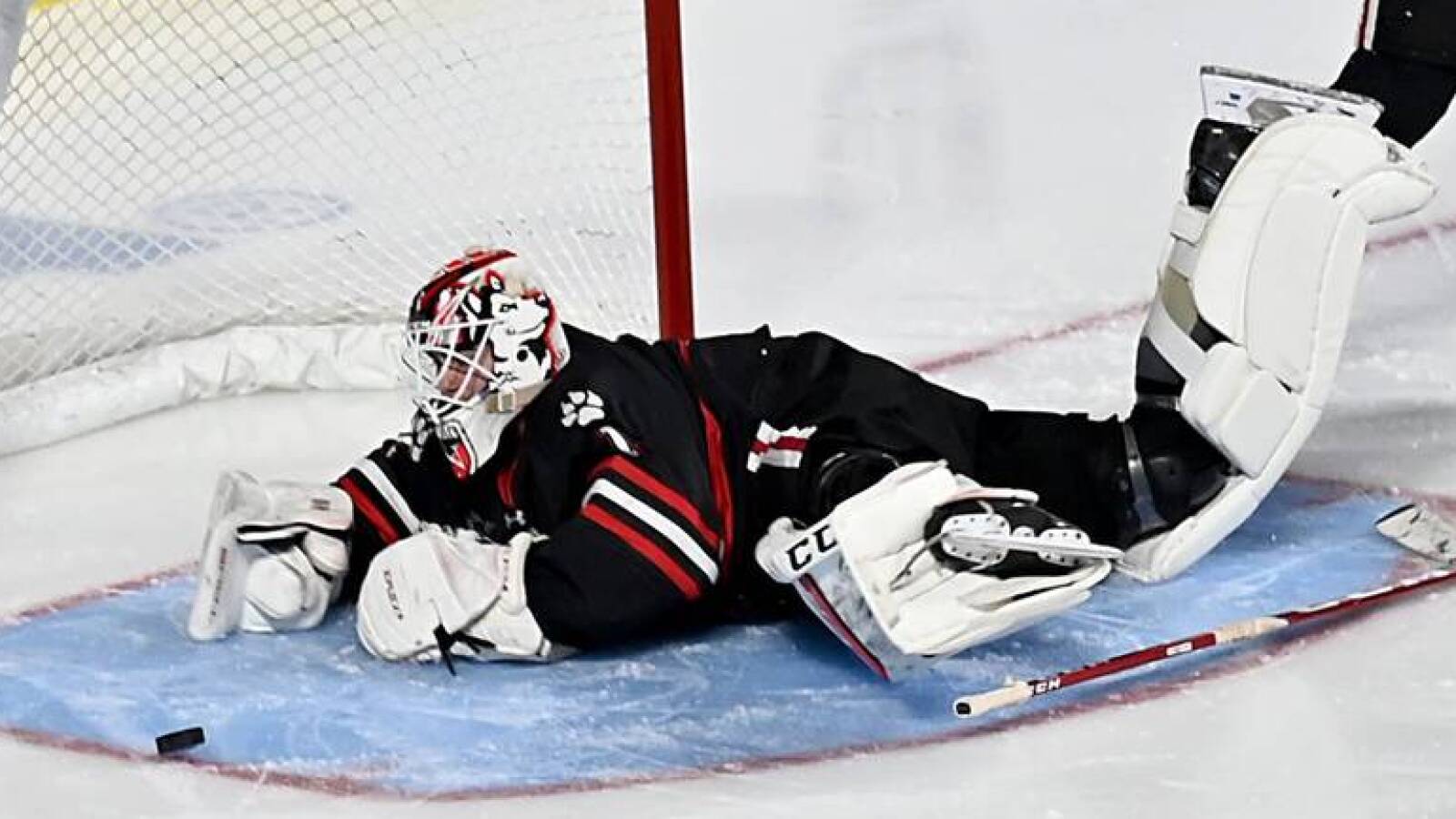 Top goalie prospect to make first NHL start Friday for Sabres Yardbarker