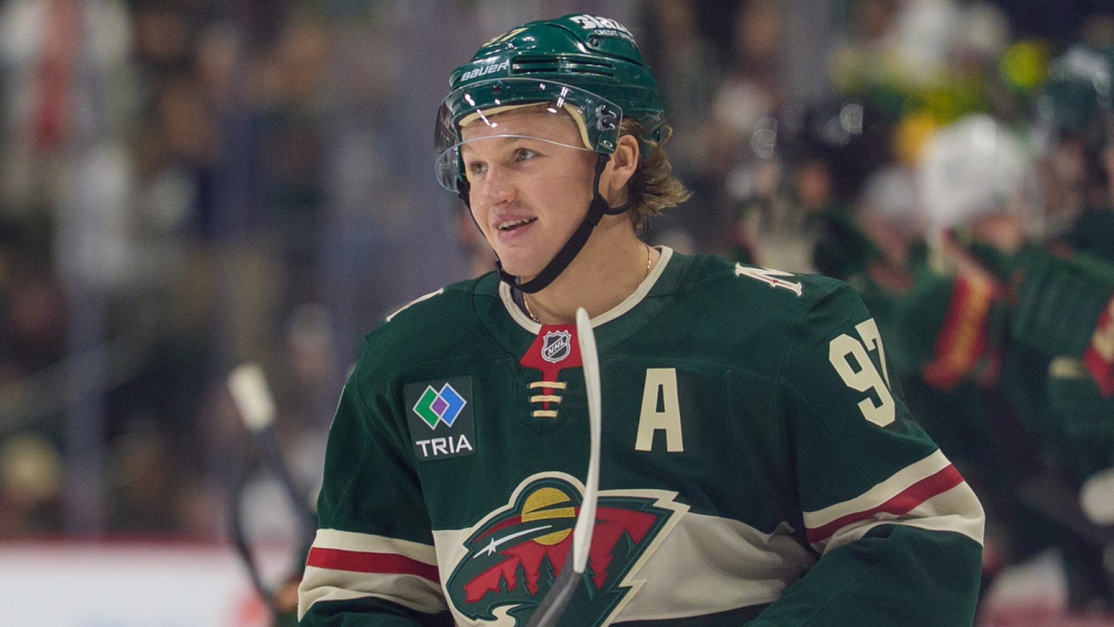 https://www.yardbarker.com/media/7/8/78d6b35608dbf55a5a3e0526911bc4603c353833/thumb_16x9/wild-extend-superstar-winger-largest-deal-nhl.jpg?v=1