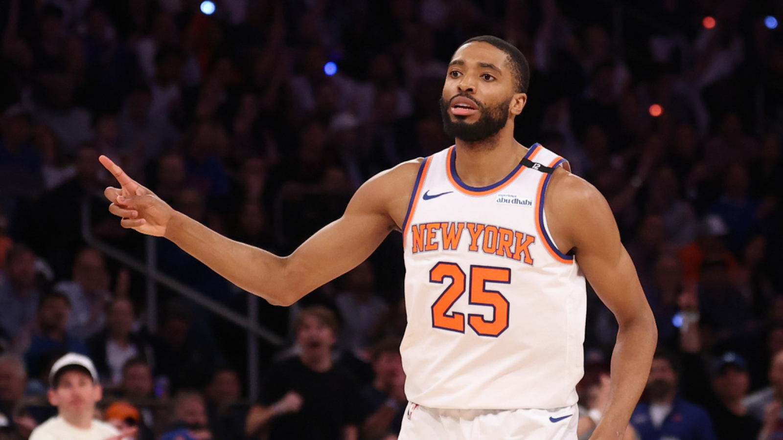 https://www.yardbarker.com/media/7/8/78e3e074b758210fd5998119ff9d1a4aff75f811/thumb_16x9/knicks-smart-150m-decision-amid-critical-offseason.jpg?v=1
