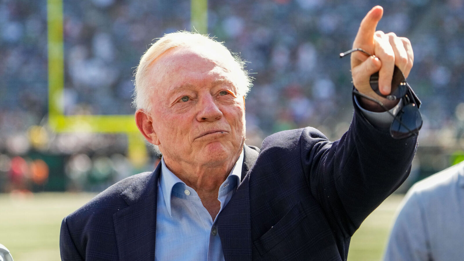 https://www.yardbarker.com/media/7/9/790328ec881c6e0b1a0960cba6e2c66d0089e434/thumb_16x9/jerry-jones-reveals-bold-super-bowl-goal-cowboys.jpg?v=1