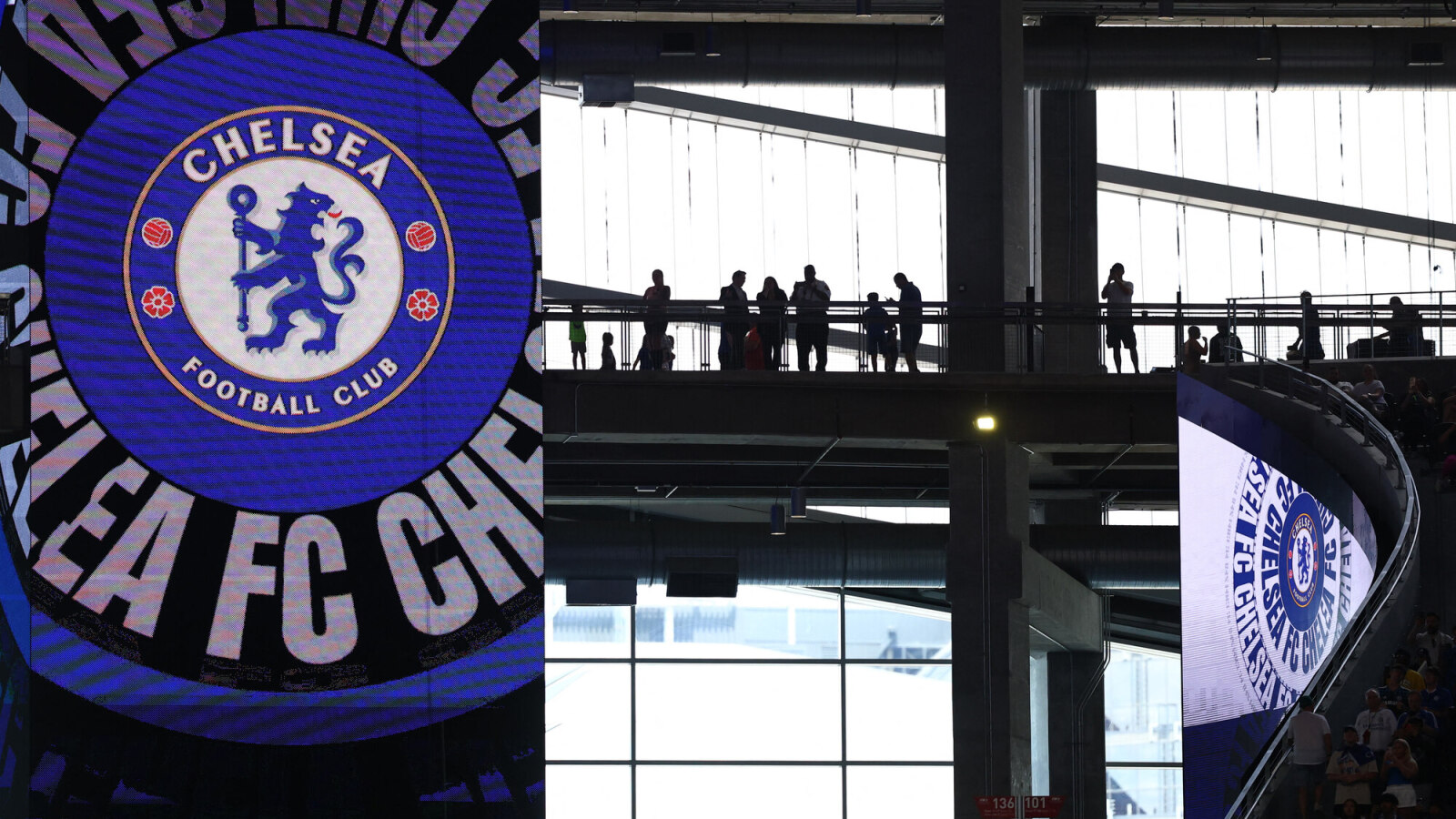 Former CEO names 'very intelligent guy' to come in and change Chelsea’s failing strategy