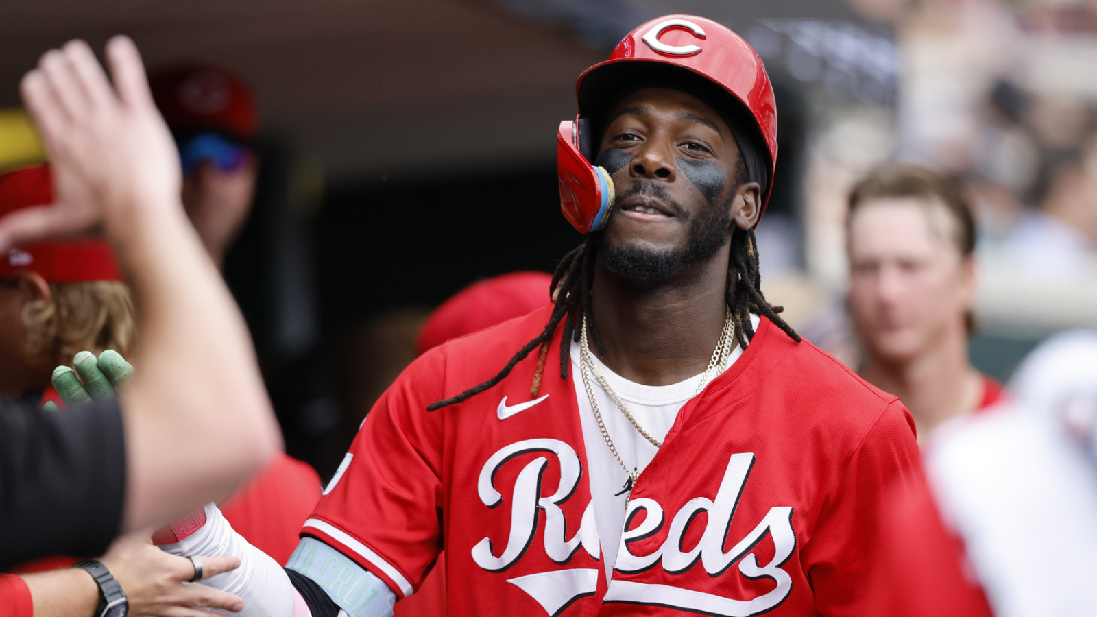https://www.yardbarker.com/media/7/9/795e76c40965f78dba2596dad0fb8c513ff11be1/thumb_16x9/reds-president-discusses-potential-elly-de-la.jpg?v=2