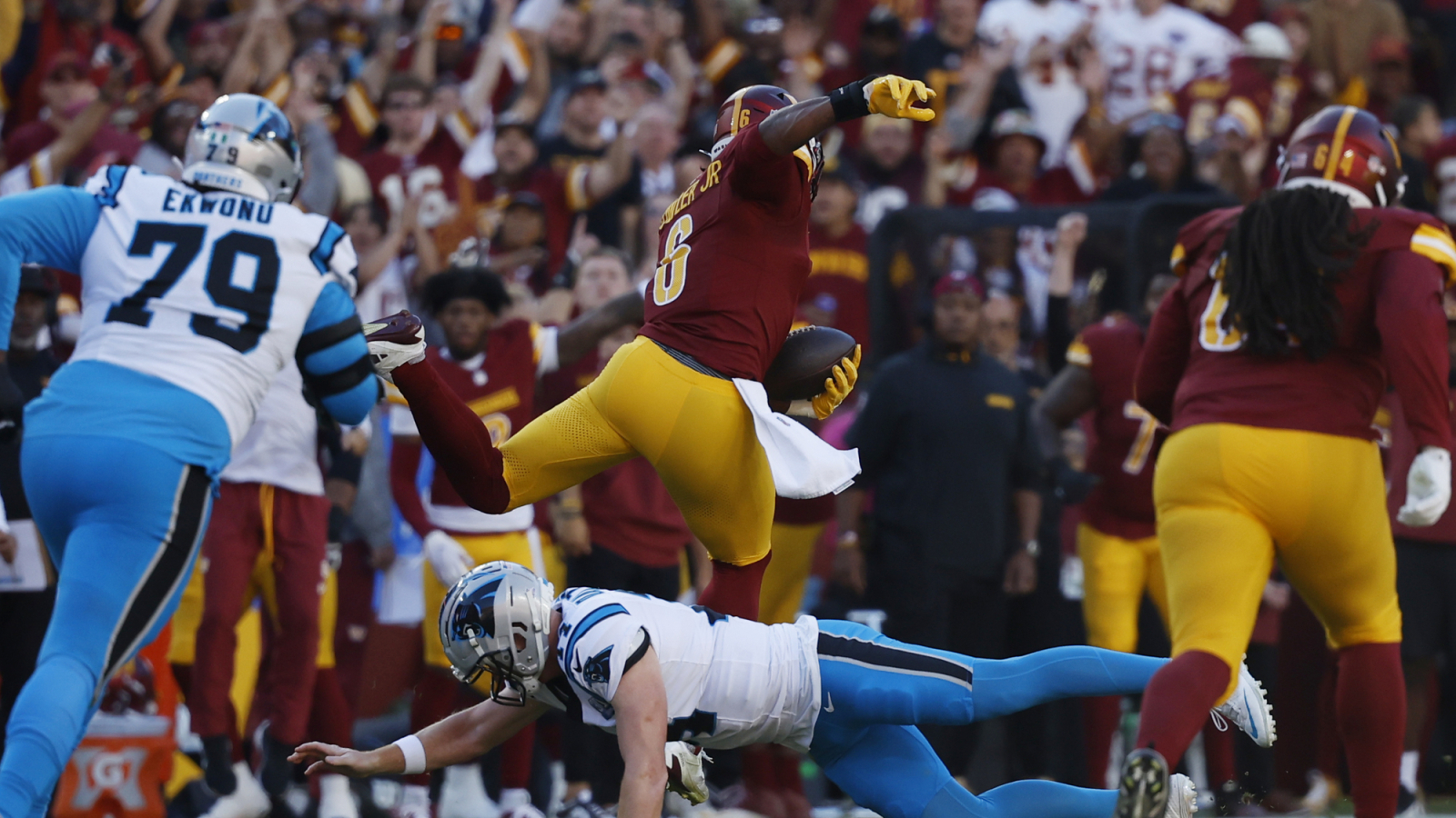 Watch Commanders LB Dante Fowler grabs firstcareer picksix Yardbarker