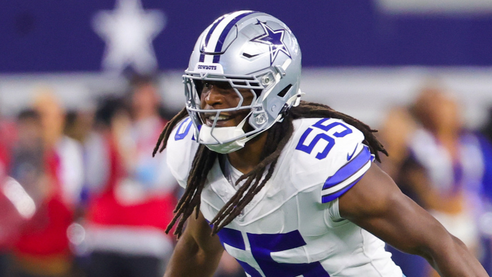 https://www.yardbarker.com/media/7/a/7a23b4ac5a0a2c5944214cc0bfe0a753554fca51/thumb_16x9/viral-moments-distract-barhams-impact-cowboys.jpg?v=1