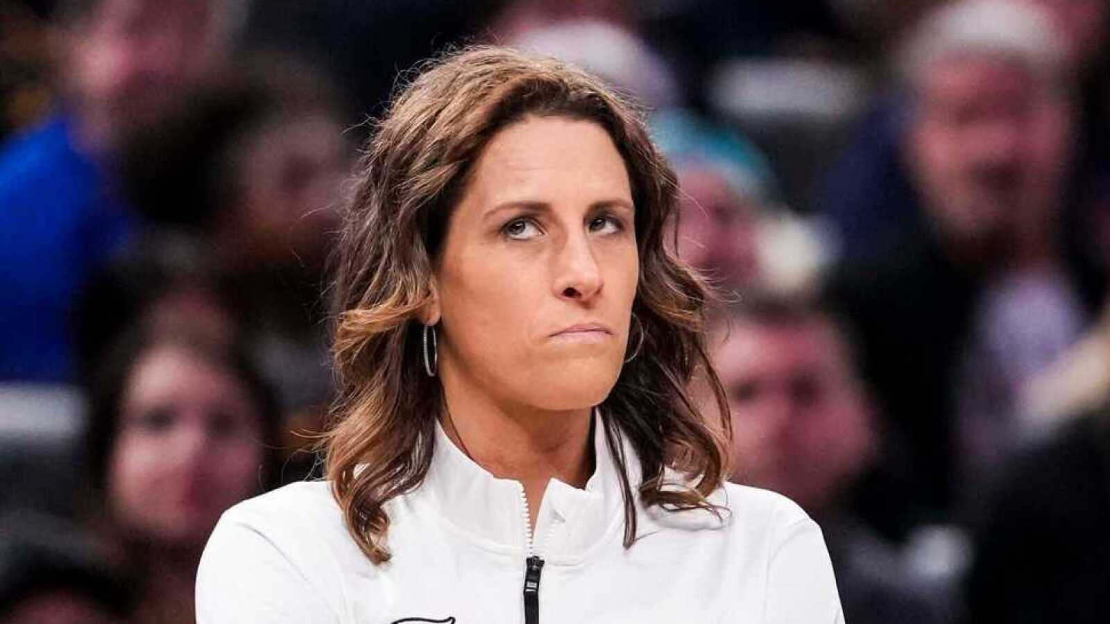 https://www.yardbarker.com/media/7/a/7aeacdff6d92f119bd3a022c1be8e97a120abeab/thumb_16x9/fever-hc-finds-silver-lining-caitlin-clarks.jpg?v=1