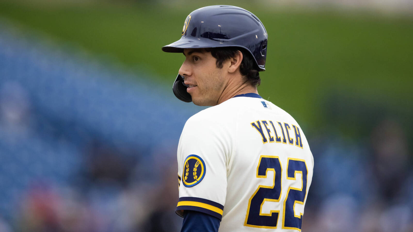 A look at the Milwaukee Brewers outfield for 2023 Yardbarker