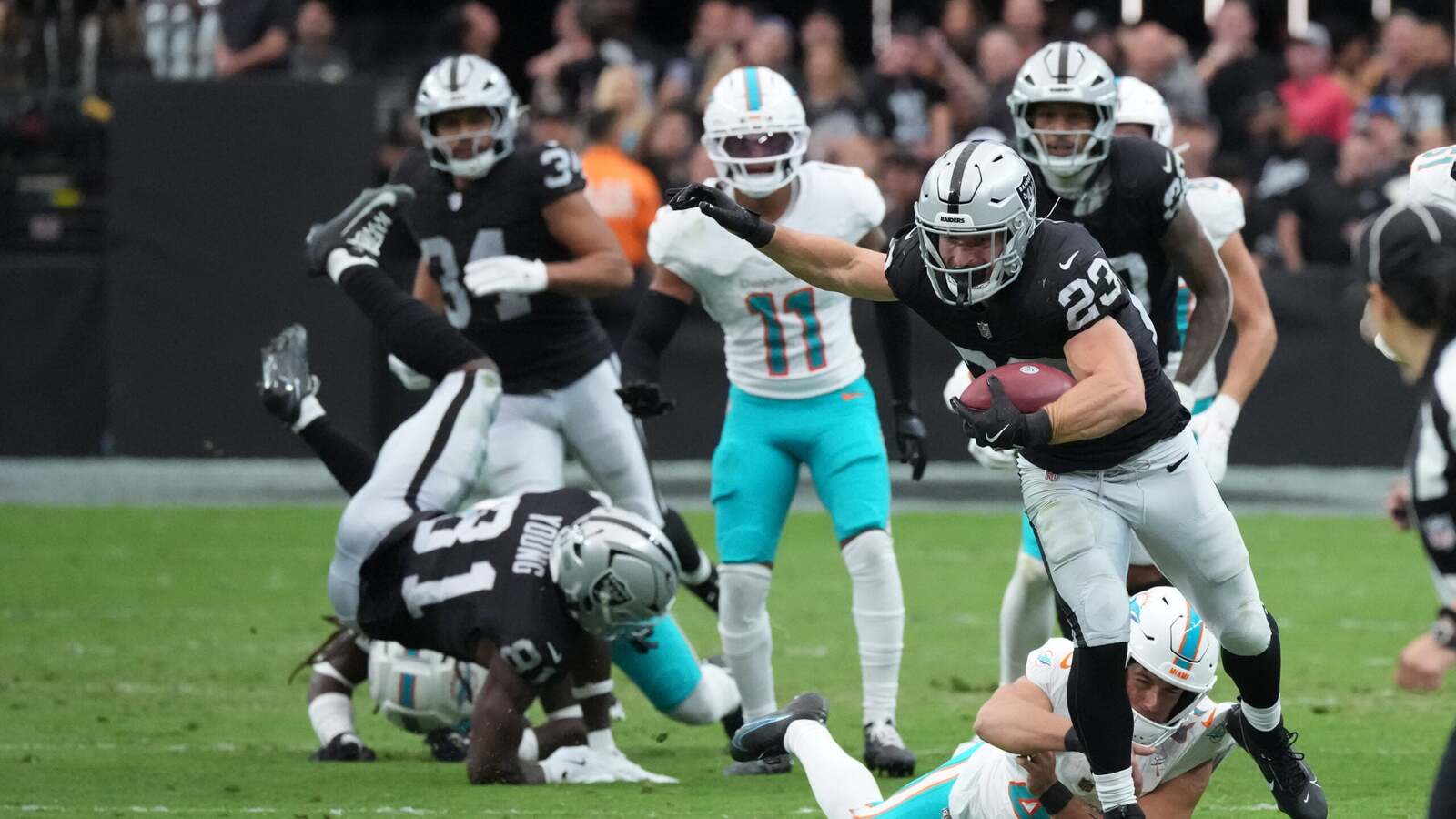 Miami Dolphins Struggle in Week 1 Loss to Las Vegas Raiders