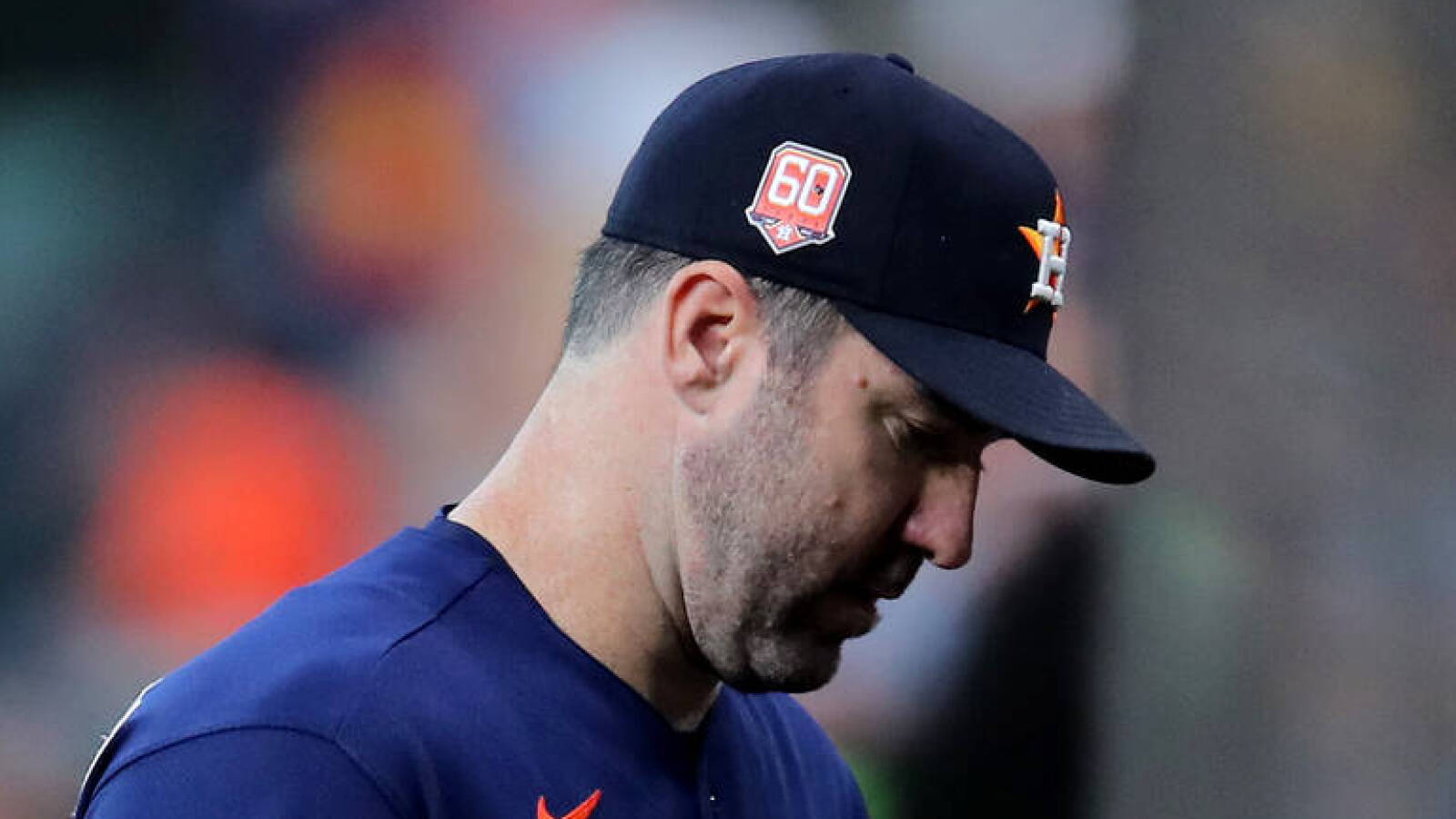 Astros ace Justin Verlander baldır rahatsızlığı nedeniyle üç vuruştan sonra ayrılıyor