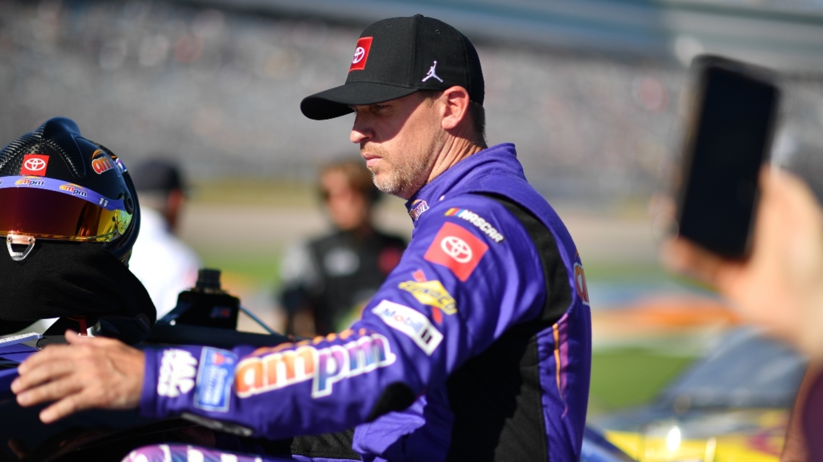 Kevin Harvick reacts to ‘very different’ emotional Denny Hamlin after 60th Cup win at Las Vegas