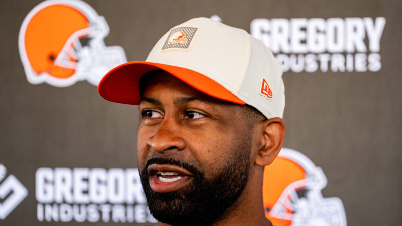 Cleveland Browns Consider Quarterback Trade Options
