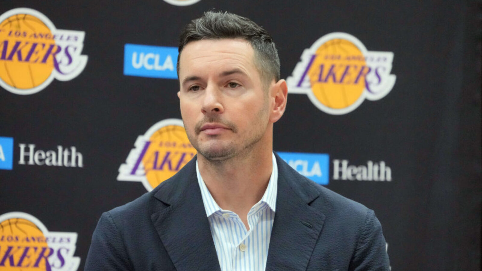 Lakers Terminate Contract of 6-Foot-8 Forward Before Season