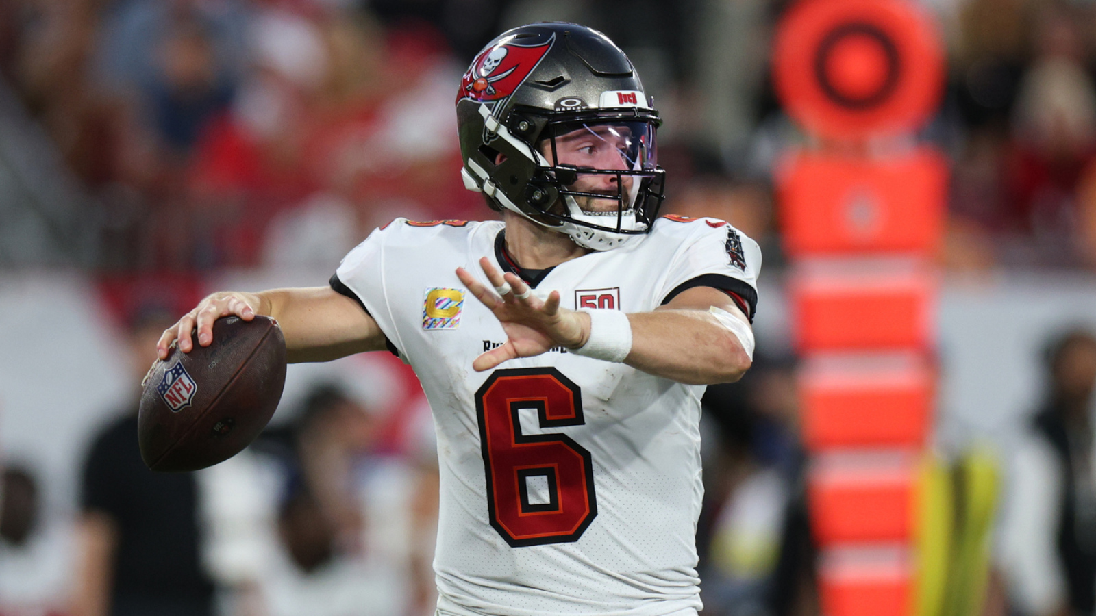 https://www.yardbarker.com/media/7/c/7c1d614d588cb3c520e8b45210284db7481591f1/thumb_16x9/bucs-players-rave-latest-mayfield-highlight-reel.jpg?v=2