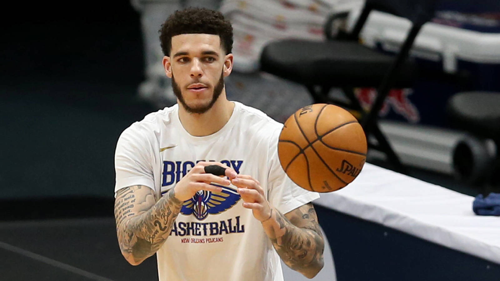 Warriors reportedly turned down Lonzo Ball trade offer at the deadline.