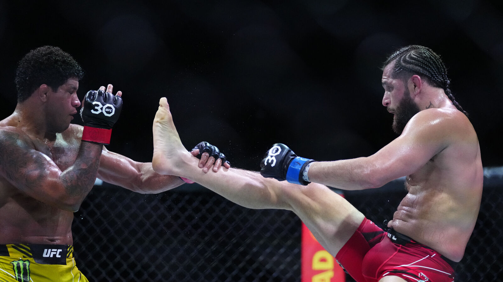 Jorge Masvidal Discusses Anthony Smith's Future After TKO Loss