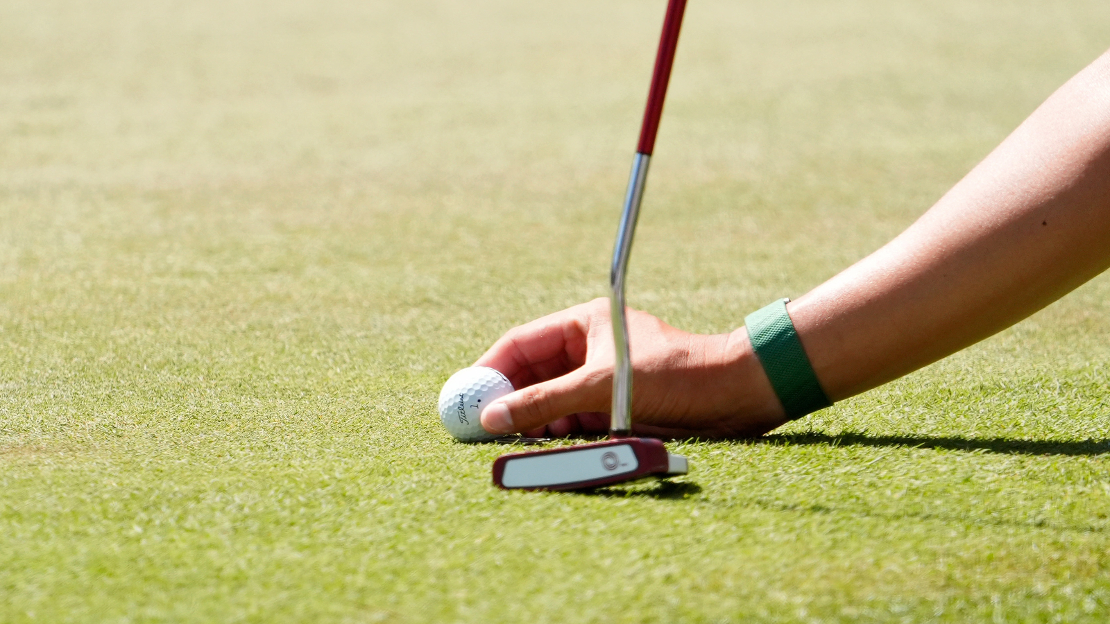 Donald Trump Greets Oklahoma State Golf Team With a Swing After Their NCAA Success