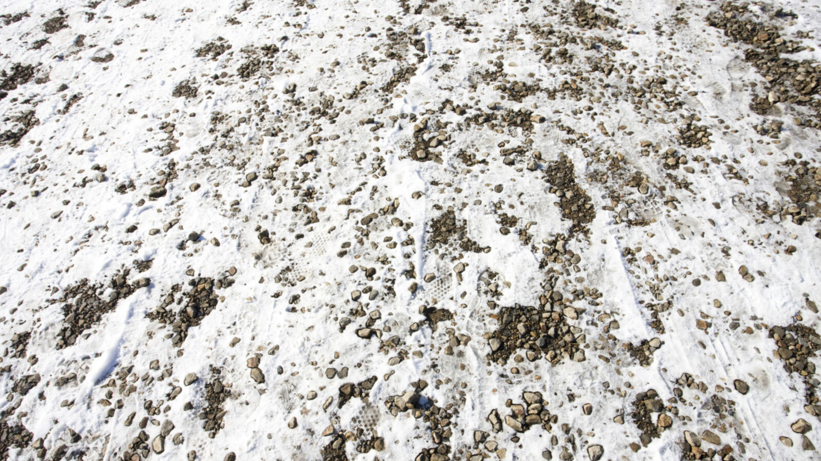 How to Prevent Your Snow Blower from Throwing Rocks on a Gravel ...