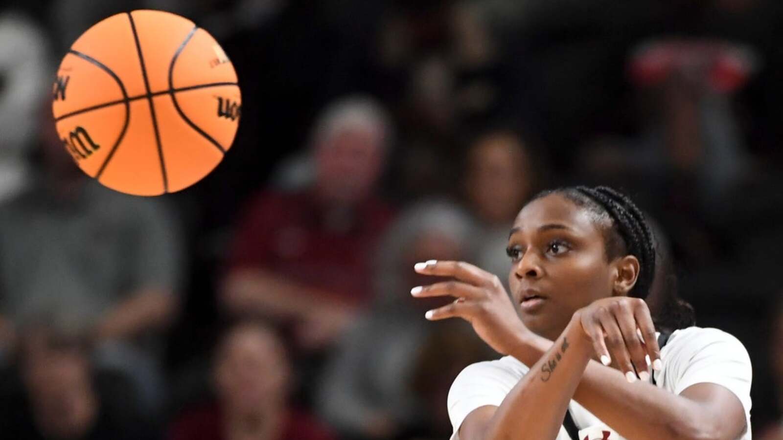 SEC tournament roundup: South Carolina, LSU on collision course for semis