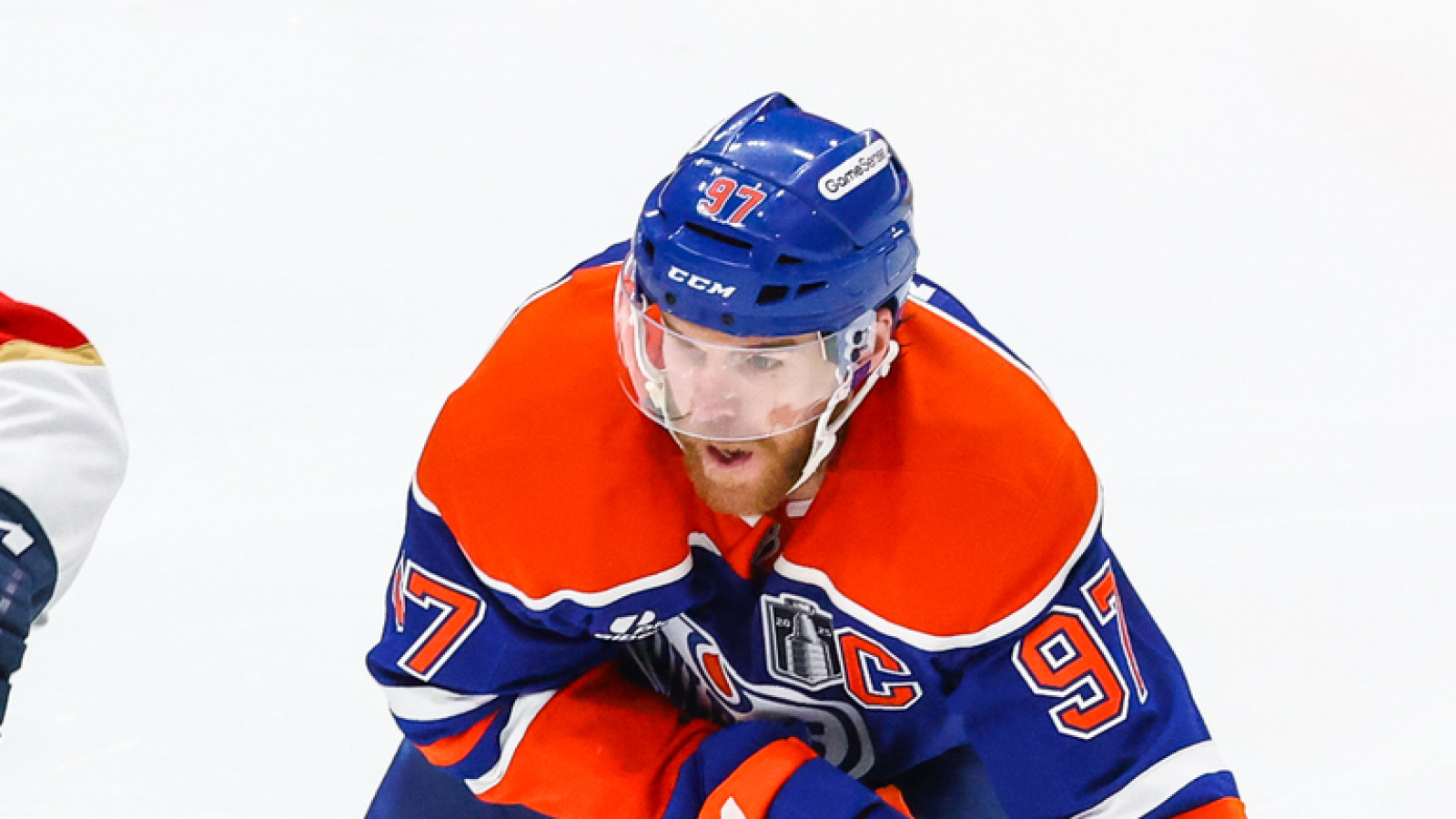 https://www.yardbarker.com/media/7/c/7c9e669917d5d5e398a2cbc33657c9f4e1f4707b/thumb_16x9/jun-14-2025-edmonton-alberta-edmonton-oilers.jpg?v=2