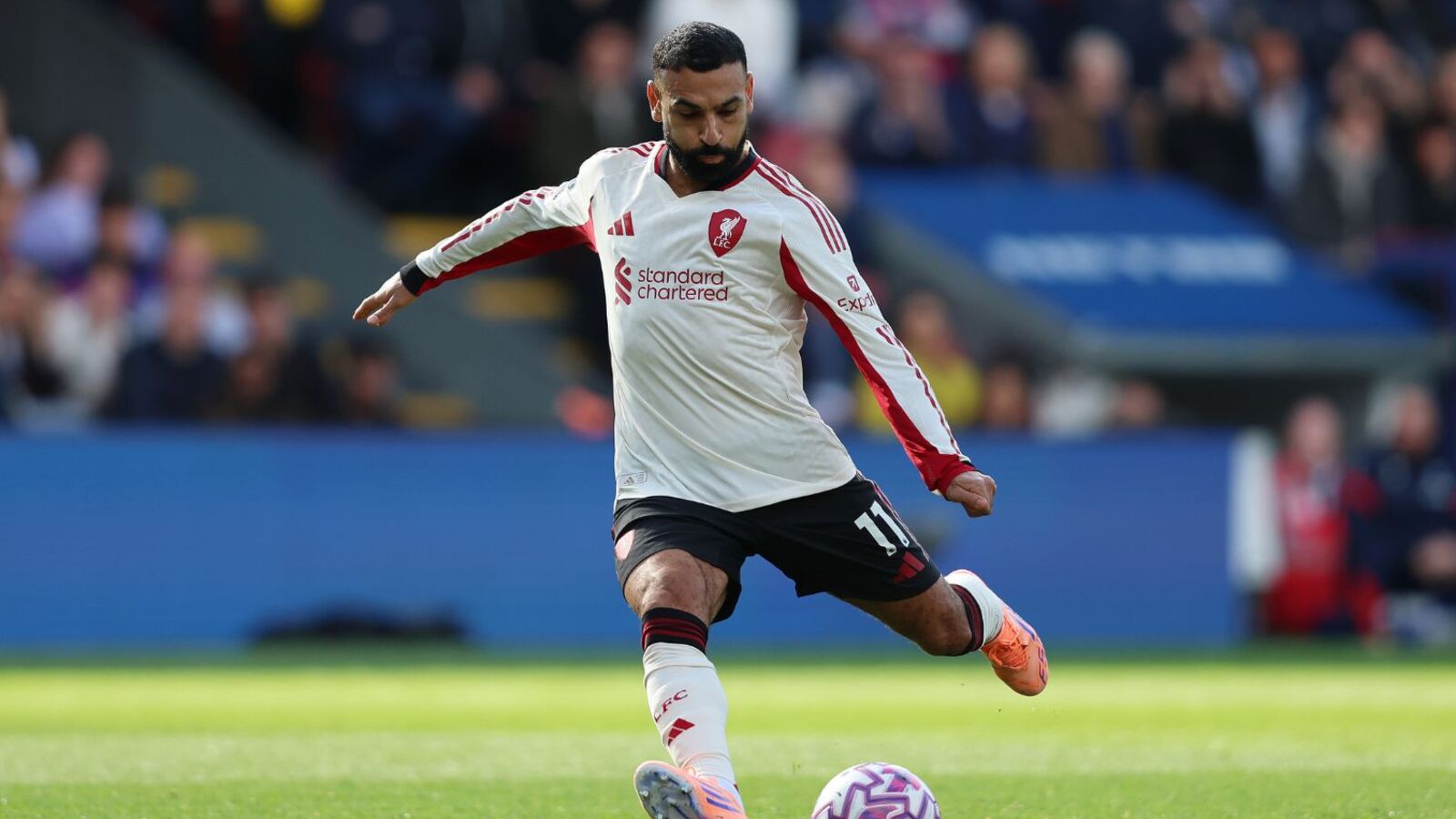 Palace defender publicly slams Salah for one moment at Selhurst Park ...