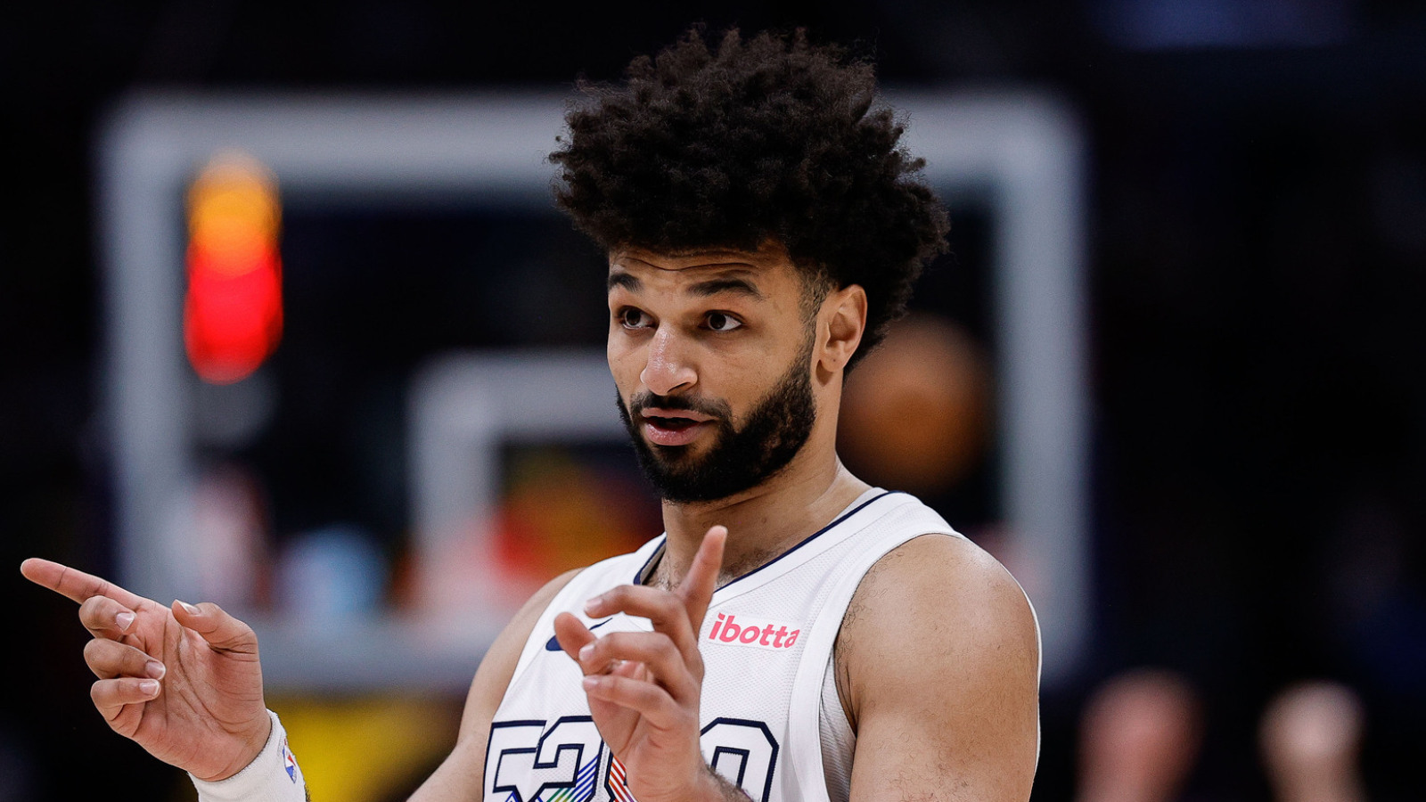 https://www.yardbarker.com/media/7/c/7cbb175ef02e08e0405688ec431e0b7defccdb4c/thumb_16x9/jamal-murray-furthers-legacy-as-playoff-icon.jpg?v=1