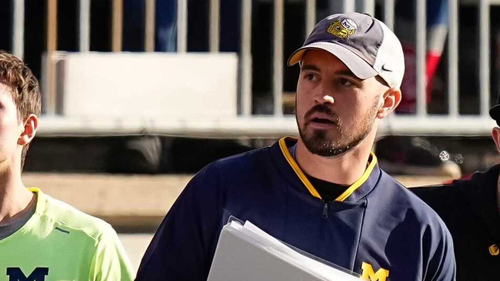 https://www.yardbarker.com/media/7/c/7cd95b7bd58eb9143b0c81b623db7b0487d96d17/thumb_16x9/michigan-wolverines-head-coach-jim-harbaugh.jpg?v=1