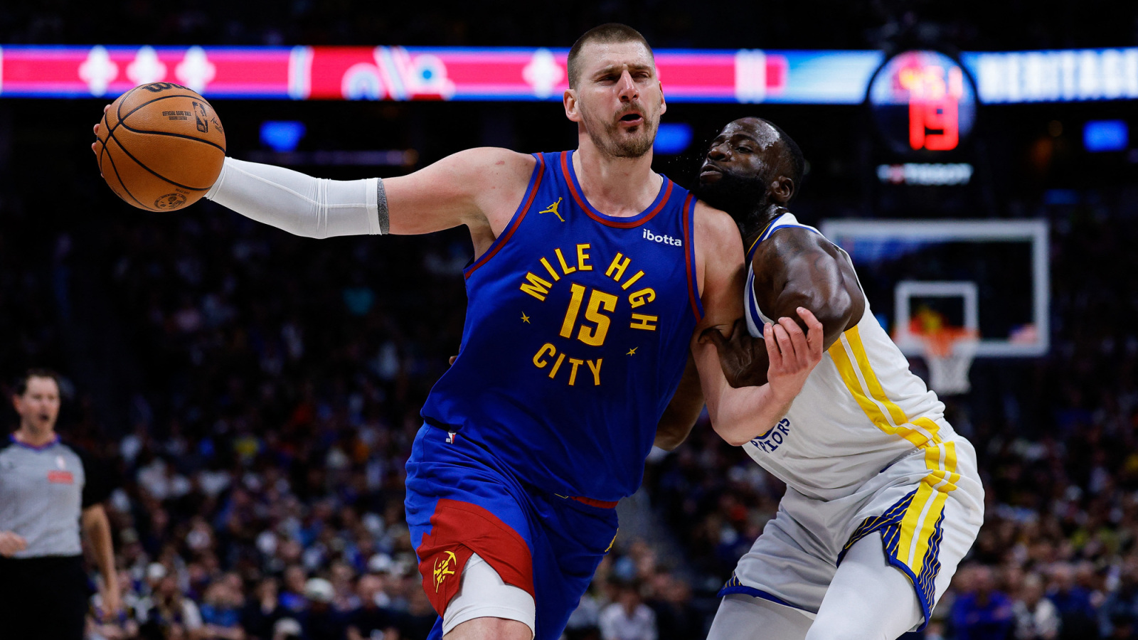 https://www.yardbarker.com/media/7/c/7cdf4c4532598151421d41b212677161808ebdbb/thumb_16x9/draymond-green-fuels-nikola-jokic-warriors-trade.jpg?v=1
