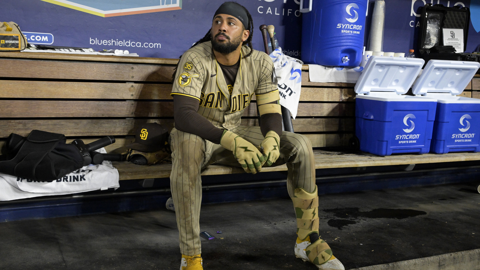 Fernando Tatis Jr. interrupts AJ Preller’s interview with a surprise request