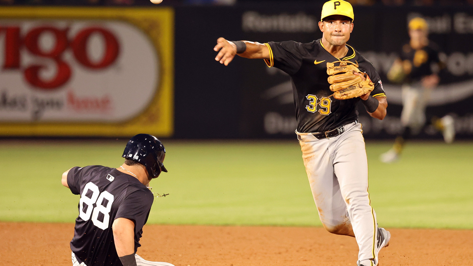 Pirates Option Nick Gonzales, Joshua Palacios | Yardbarker