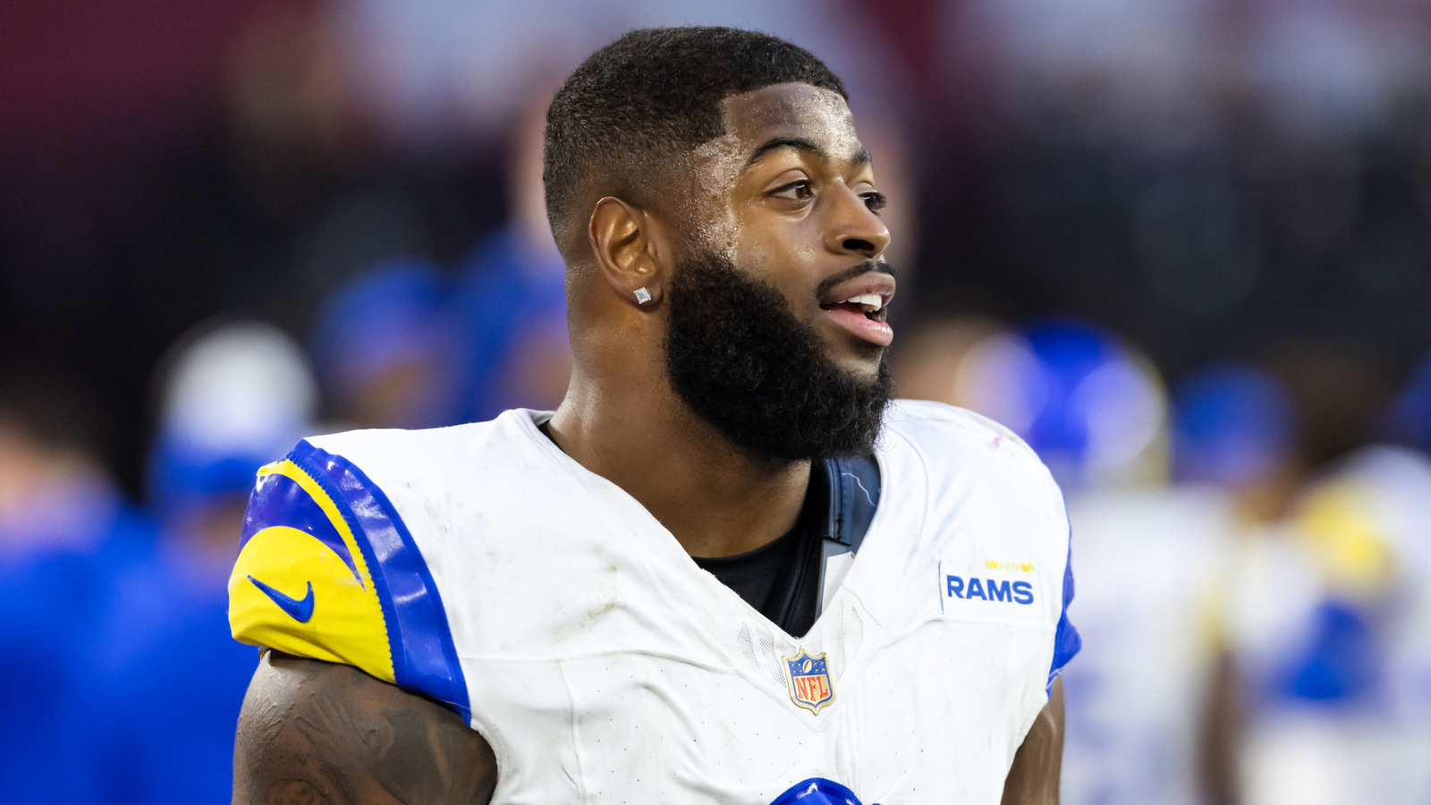 https://www.yardbarker.com/media/7/d/7d002baaca4c850820363e091eb3d1052864bf1e/thumb_16x9/dec-7-2025-glendale-arizona-usa-los-angeles-rams.jpg?v=1